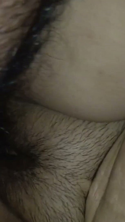 I pressed the pussy and ass of the rural village Bhabhi from both sides | Clip 2