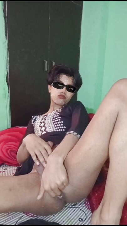 Indian gay boy crossdresing and fingering his asshole