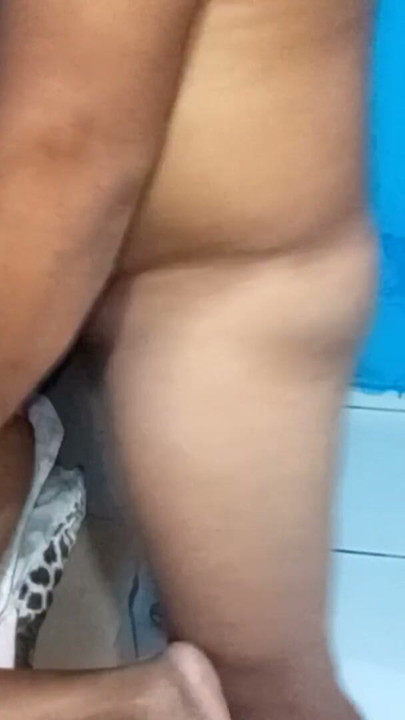 He pulls it out of my pussy and already punches it in my asshole, I love it | Clip 1