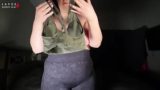 Olahraga bra try-on, tes goyangin, twerk menggoda sambil bugil