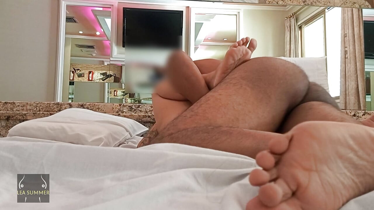The security guard in my building grabs me by the vagina and ass with his big black cock