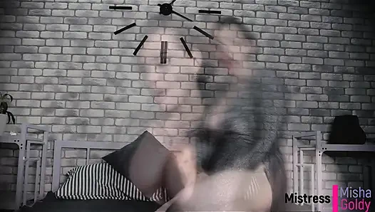 Her gün koklayıcılar! 5. gün küçük koklayan sürtük mahvolarak orgazm olacak