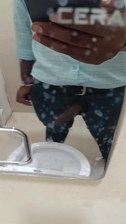 Office m mutti mari washroom m