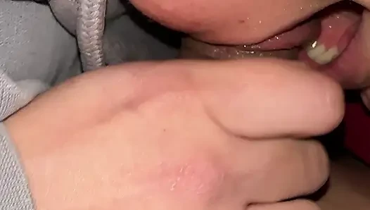 MILF gives a sloppy blowjob while her pussy gets played with