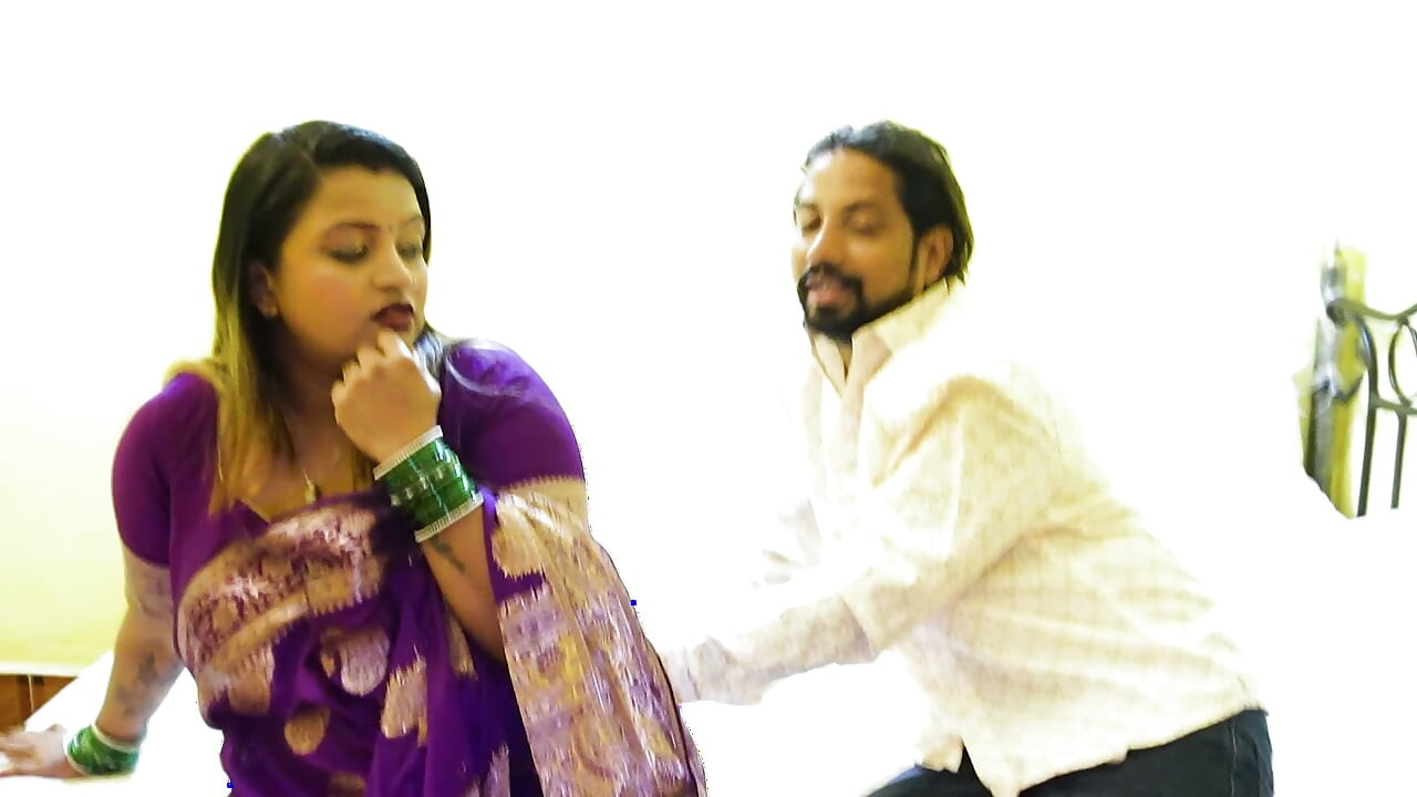 INDIAN DESI SEXY BHABI MEET HER TWO HOT & HANDSOME DEBORJI, HARDCORE THREESOME