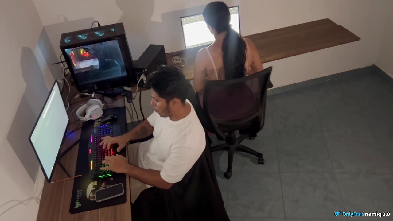 Office Sex, Lots of Squirting and Rough Sex