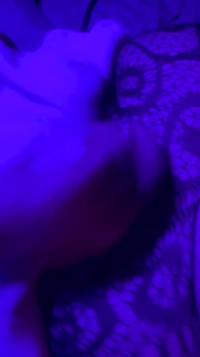 Zoey Portland Get Big Cock in Back of the Club