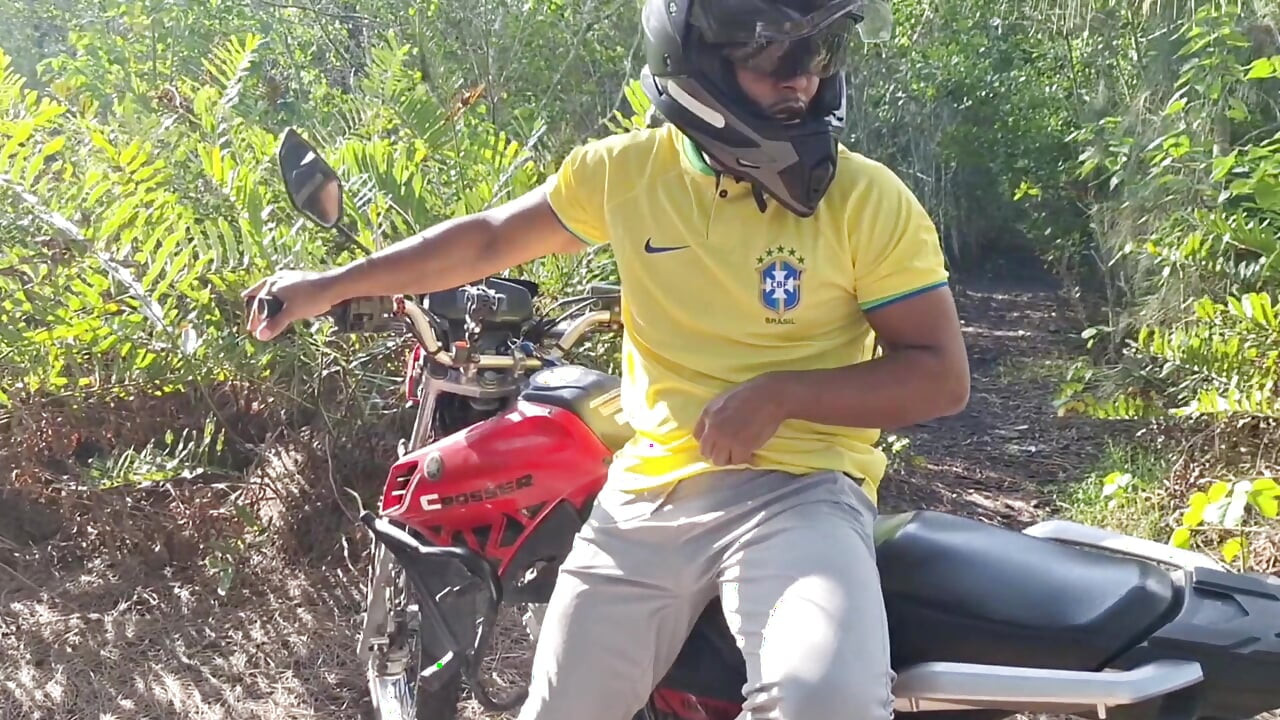 Stepfather Barbudo - the Deviation of the Motorcycle Courier Intense Sex in the Woods.