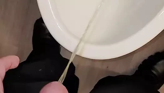 kriko kapalı ve pissing
