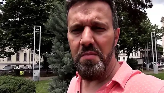 Tätowierte Blonde Schlampe Nimmt Einen Halsfick Und Bekommt Ihren Arsch Zerstört!