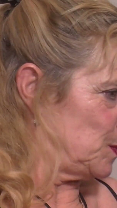 45jaehrige reitet Jungschwanz eingeritten | Clip 3
