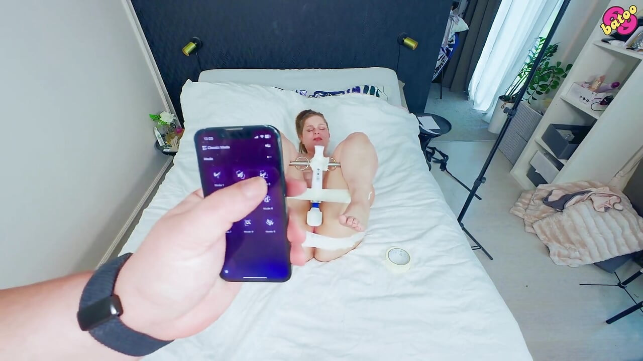 فتاة واحدة في العبودية 2 هزازات العديد من هزات الجماع والبخ