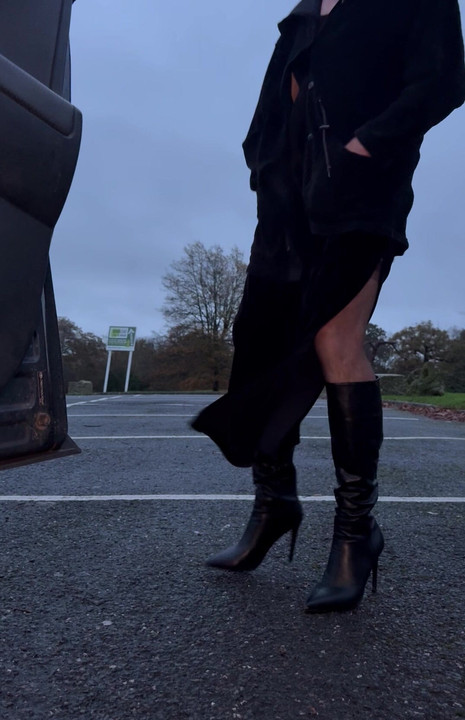 Autumn walks in high heels and slit dress