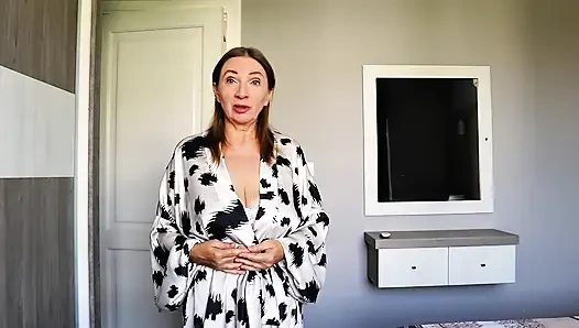 Mature Busty Futanari Reveals Her Secret For Stepson