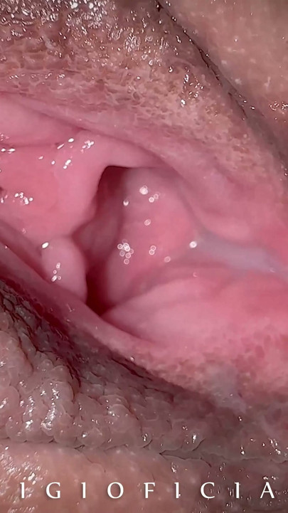 😳EXTREME CLOSE UP orgasmic squirting 18 years old girl pussy | Clip 2