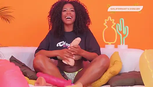 Ясмин Сантана: Летний интимный