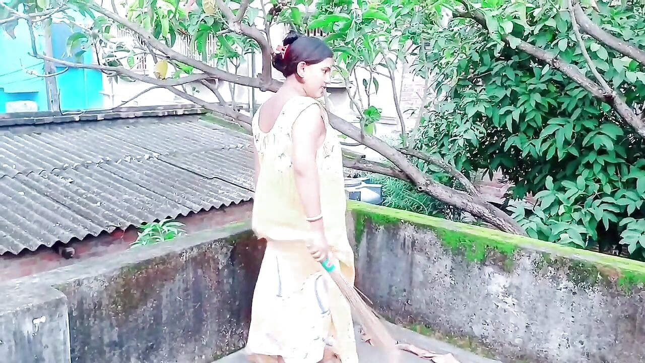 Hot girlfriend with big boobs taken to hotel