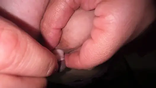 Meme uçları sıkı