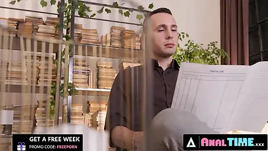 ANALTIME.XXX - iç çamaşırlı çarpıcı candee Licious sert anal seks için dikkat çekiliyor