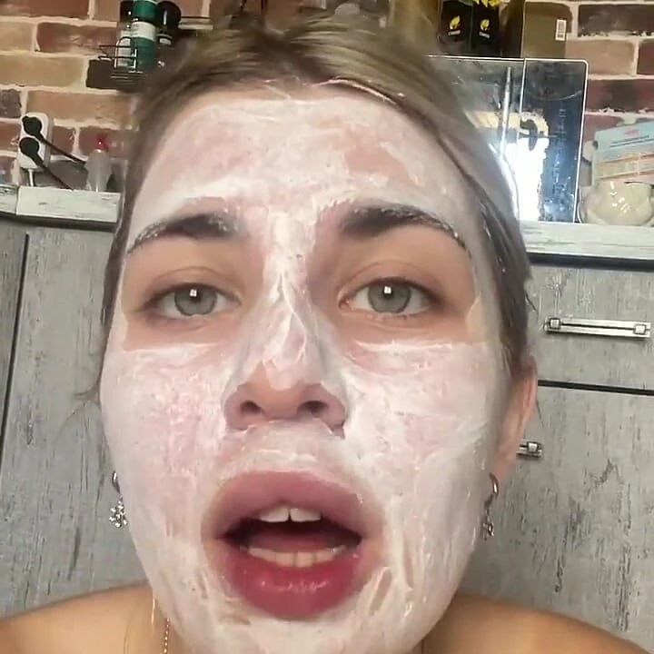 Hot Spa Mask Treatment