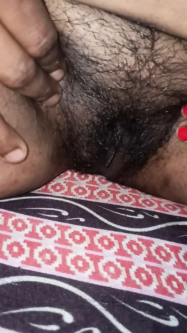 Real Indian bhabhi enjoying her own fingers
