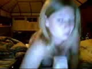 Grappig meisje in webcam