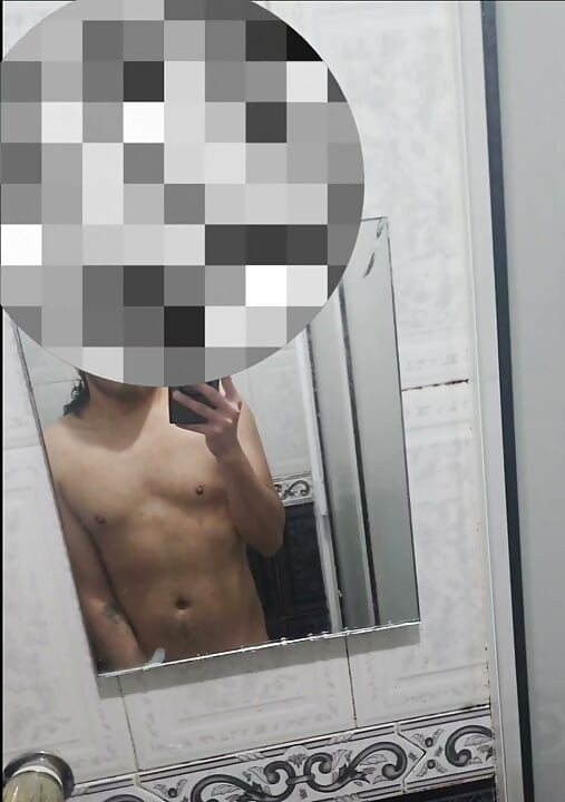 Terminei minha dona e decidi gozar antes de sair