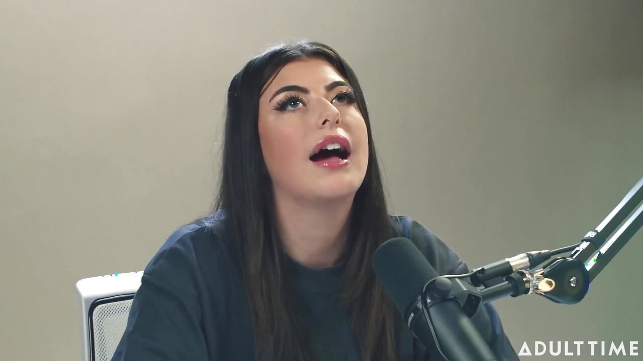 Ser uma dominadora profissional não é o que Gal Ritchie esperava!  o podcast Adult Time
