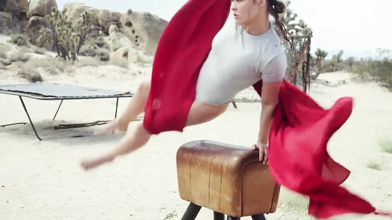 Ronda Rousey - 自拍杂志写真