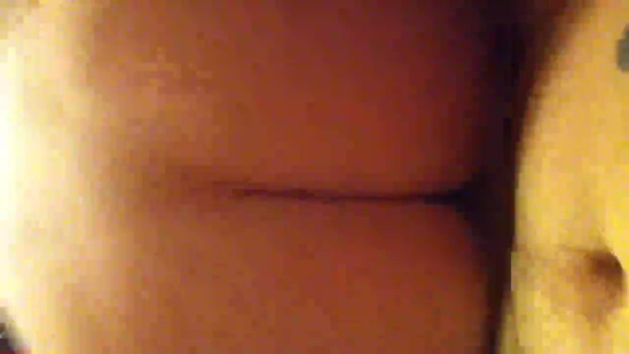 Amateur riding cock