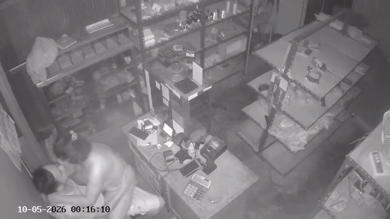 Cheating in a dark place with an ex-girlfriend, it turns out that there is a hidden camera.