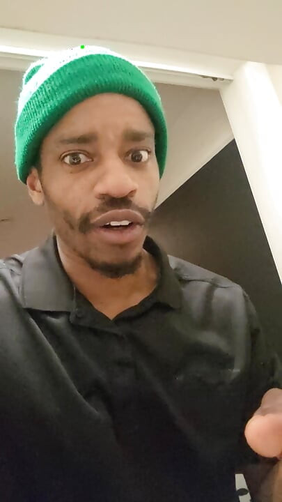 Soshal midiya ya striming par kaise baen