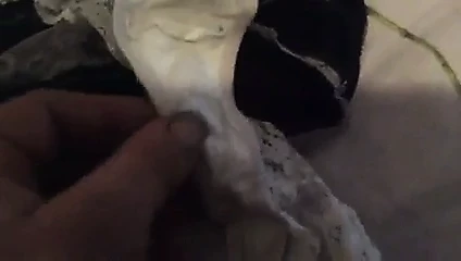 Müşteriler külot giydi