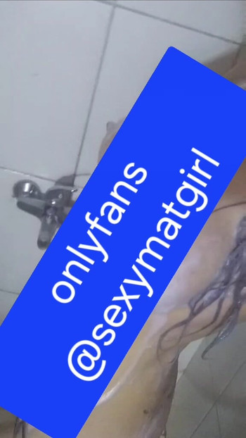 Sexy bath solo wife