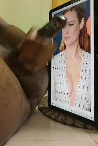 Brie larson sıcak boob