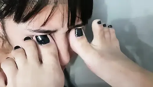 Feet domination by top feet girl Bruna