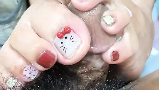 Acoletteyyy's Freshly Bared Feet From Dollshoes Feels So Tickish to His Cock Head That Made Him Cum Hard After Edging