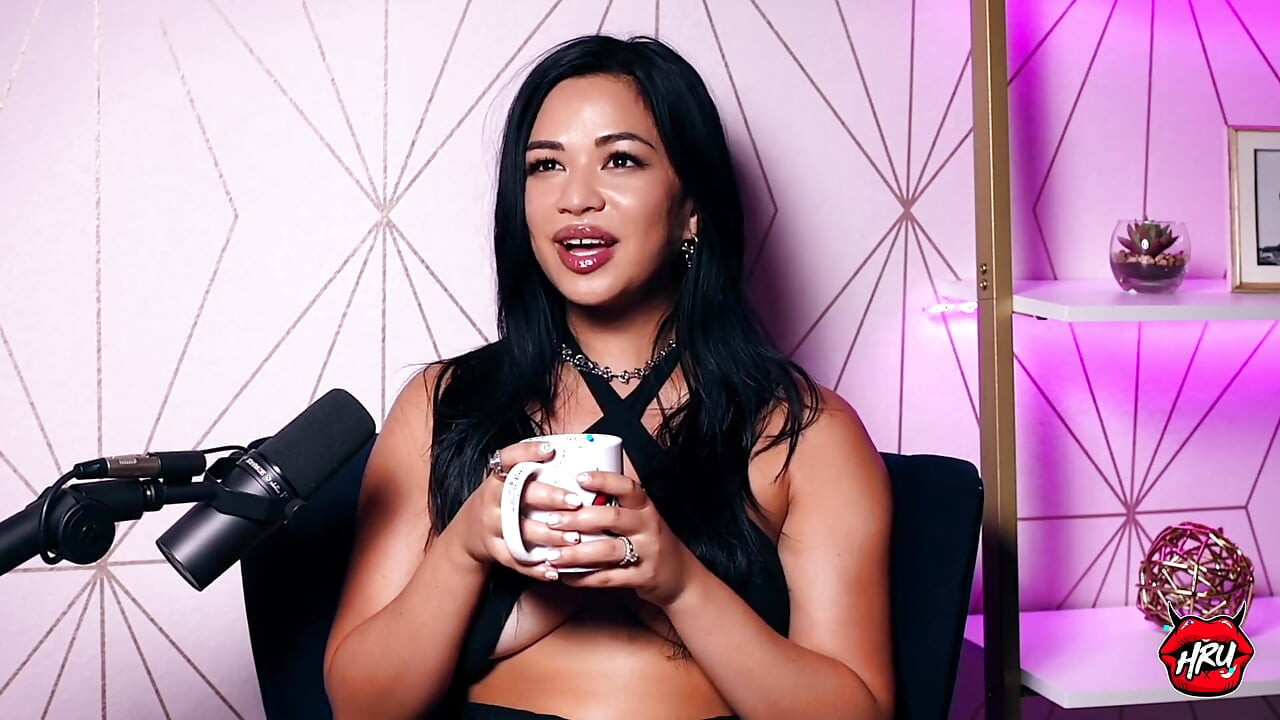 From Preacher’s Daughter to Rising Star: Scarlett Alexis Opens up