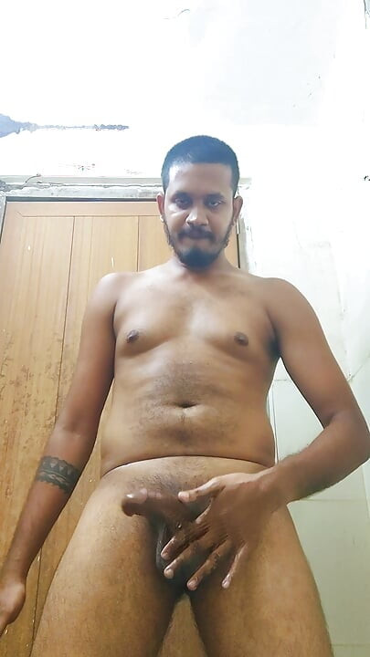 INDIAN BOY CUMSHOT OILY SEXY BIG HORNEY DICK