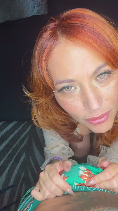 Evee Graves - I Squirt On Your Couch inThe Girlfriend Auditions | Clip 1