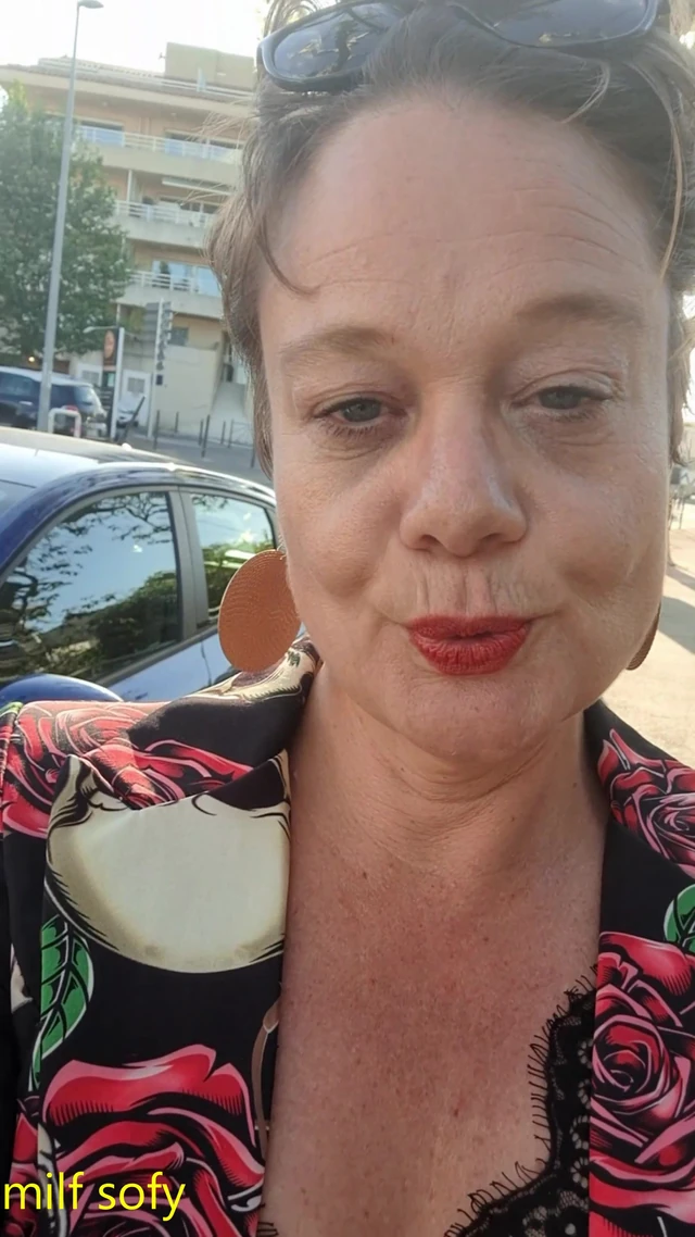 I come back from a party and come across a fan who loves milfs I suck him outside and he fucks my ass and cums my face