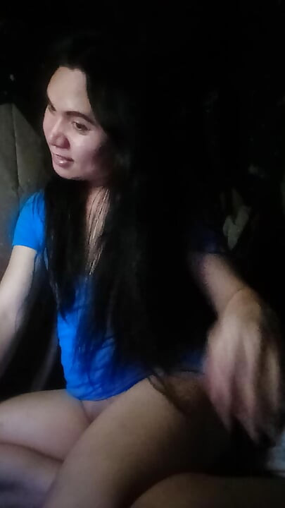 For Stepdaddy’s Eyes Only, a Trans Solo Moment of Pure Temptation