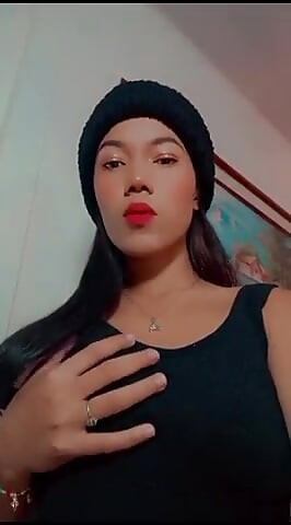 vidéo siena_brunnette