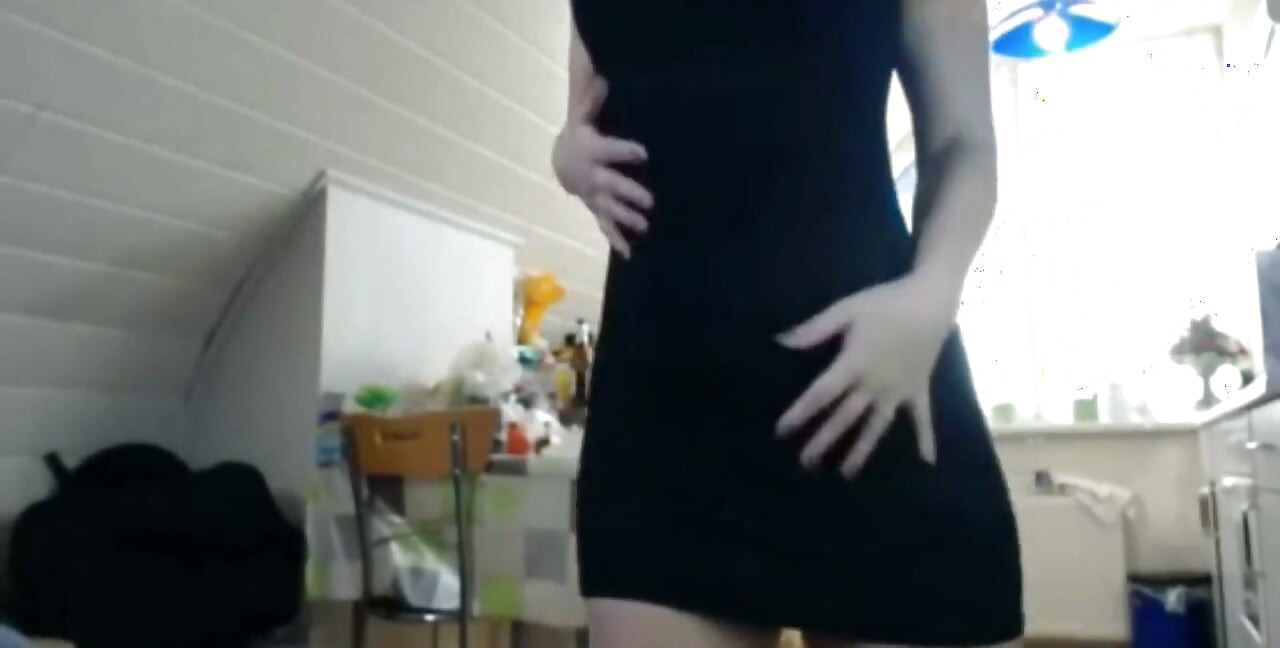 Slut Sexydea fodendo na webcam ao vivo