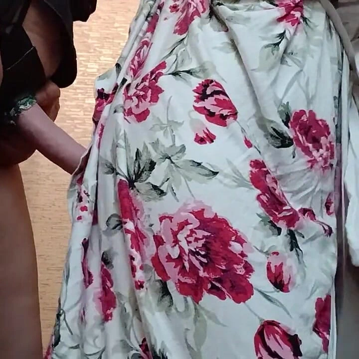 我的女主人在她的丈夫工作时操我