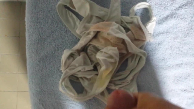 unloading on some used thongs
