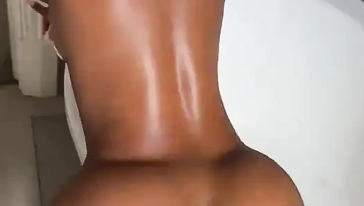 Black babe dildo fucking pussy wet horny