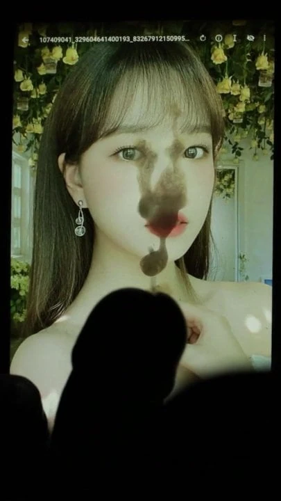 Izone yuri gozada em homenagem