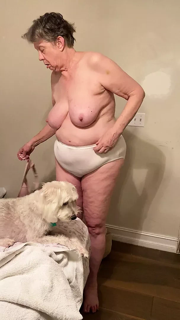 Remover bra and panties