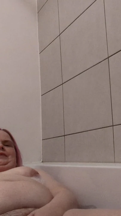In the bathroom again | Clip 1